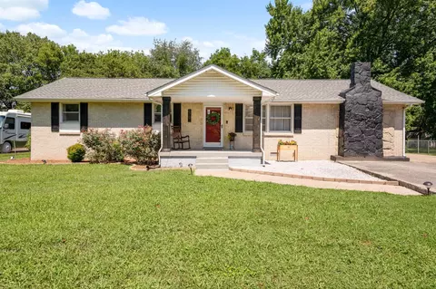 6781 Longview Dr, Murfreesboro, TN 37129
