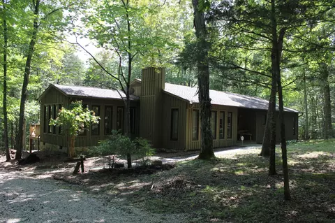 1165 Powell Ln, Lewisburg, TN 37091