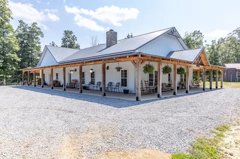 2790 Nine Mile Ridge Rd, Duck River, TN 38454