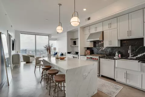 1616 W End Ave #2810, Nashville, TN 37203