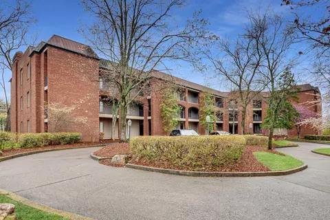 4203 Ashley Park Dr, Nashville, TN 37205