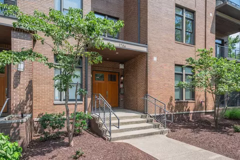 1706 18th Ave S #109, Nashville, TN 37212