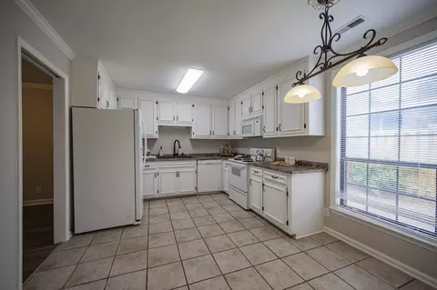 913 E Northfield Blvd, Murfreesboro, TN 37130 photo 8