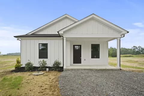 322 Woods Rd, Portland, TN 37148