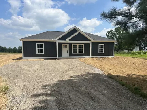 320 Woods Rd, Portland, TN 37148