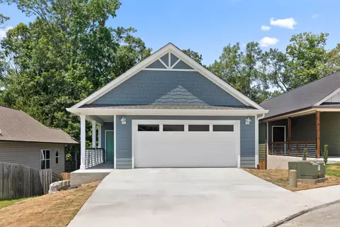 6709 Petunia Ct, Hixson, TN 37343