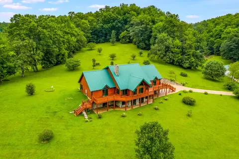 220 Tatum Ln, Hampshire, TN 38461