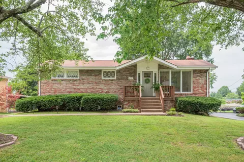 519 Continental Dr, Nashville, TN 37209