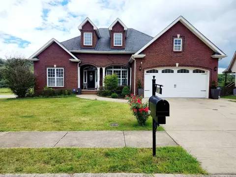 865 E Accipiter Cir, Clarksville, TN 37043