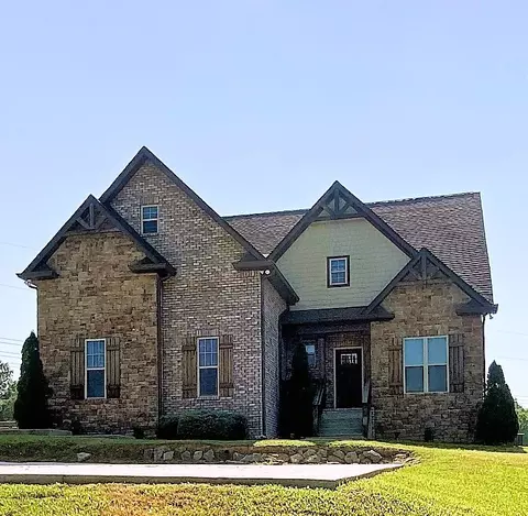 2645 Lights Chapel Rd, Greenbrier, TN 37073