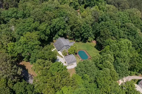 4686 Howardsville Rd, Apison, TN 37302