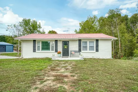 3361 Midway Rd, Smithville, TN 37166