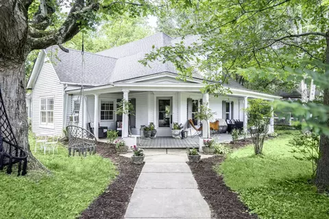 401 College St, Petersburg, TN 37144