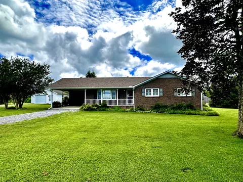 10759 Jim Cummings Hwy, Bradyville, TN 37026