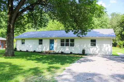 1116 Slaters Creek Rd, Goodlettsville, TN 37072