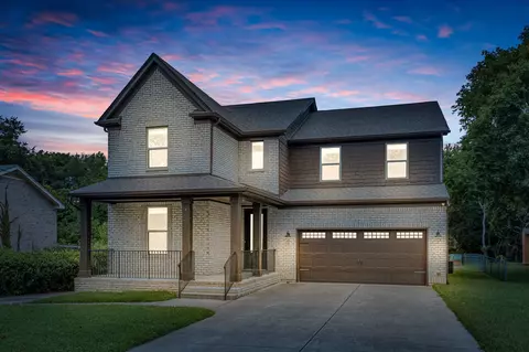 737 Roman Dr, Nashville, TN 37207