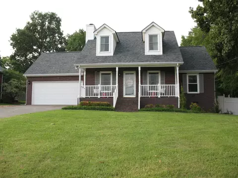 311 Shadowood Dr, Smyrna, TN 37167