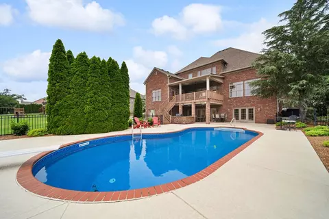 109 Gaston St, Gallatin, TN 37066