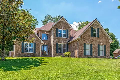 3122 Southpoint Dr, Clarksville, TN 37043
