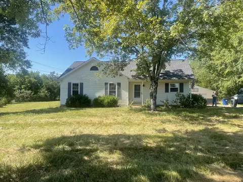 2222 Future Valley Dr, Murfreesboro, TN 37130
