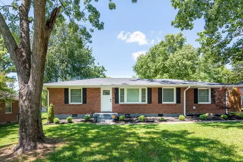 204 Malvin St, Gallatin, TN 37066
