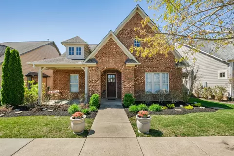 2844 Americus Dr, Thompsons Station, TN 37179