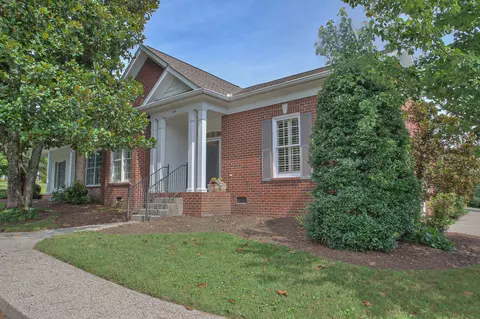5601 Cloverland Dr #124, Brentwood, TN 37027
