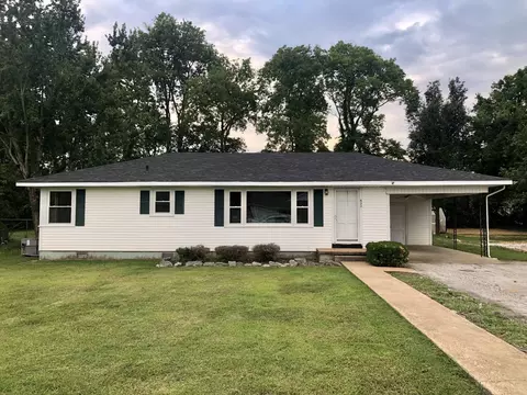 933 Morgan St, Pulaski, TN 38478