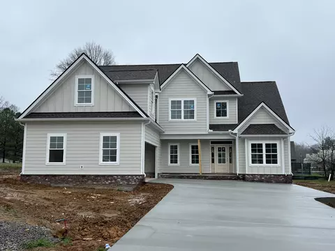 35 Spring House Dr, Manchester, TN 37355