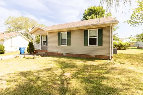 855 Princeton Cir, Clarksville, TN 37042