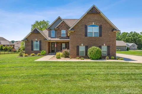 2430 London Ln, Greenbrier, TN 37073