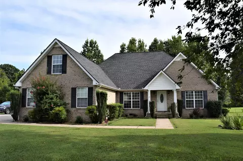 102 Doubletree Cir, Shelbyville, TN 37160