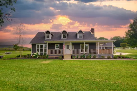 135 Sulphur Springs Rd, Shelbyville, TN 37160