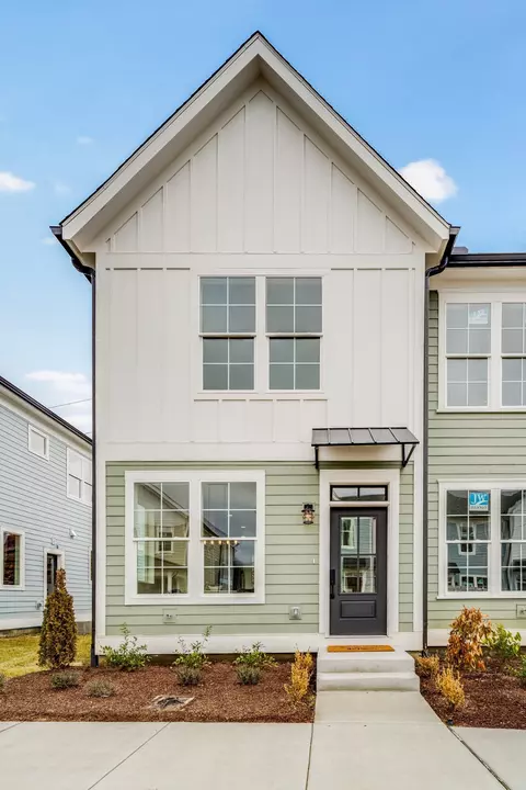 110 Stella Dr, Nashville, TN 37209