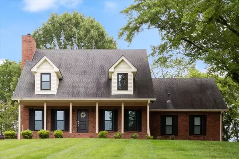 4008 Oxford Glen Dr, Franklin, TN 37067
