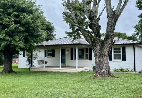 220 Azalea Dr, Rock Island, TN 38581