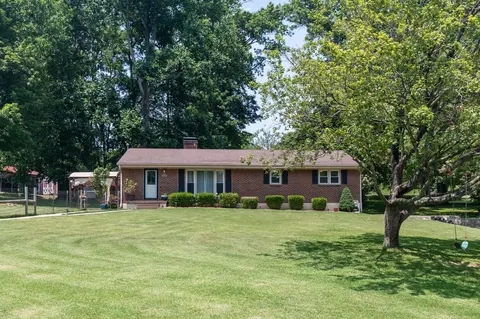 223 Crestland Dr, Columbia, TN 38401