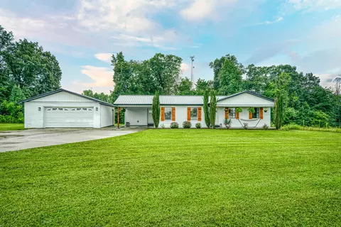 2021 Martha Washington Rd, Clarkrange, TN 38553