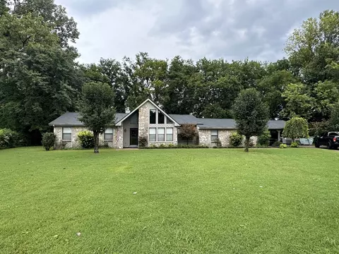 425 Clifton Dr, Goodlettsville, TN 37072