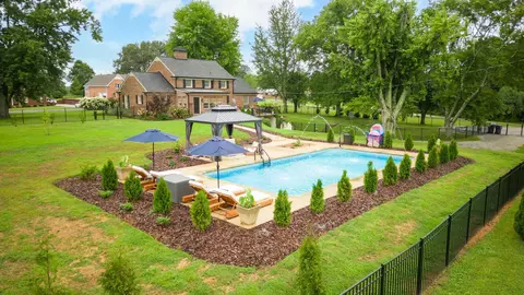 80 Kings Ridge Dr, Mcminnville, TN 37110