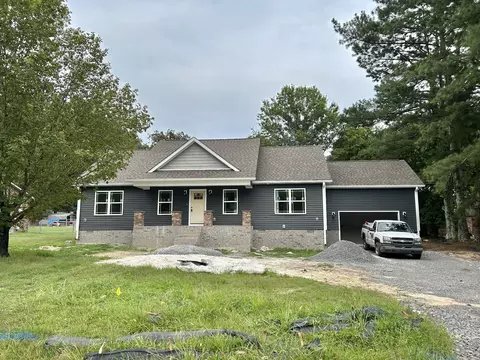 604 Wanda Ln, Tullahoma, TN 37388