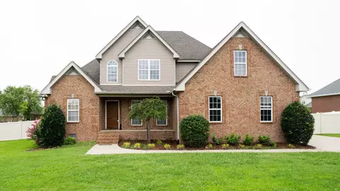 1731 Clover Dr, Lebanon, TN 37087