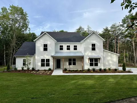 1801 Vandergriff Rd, Signal Mountain, TN 37377