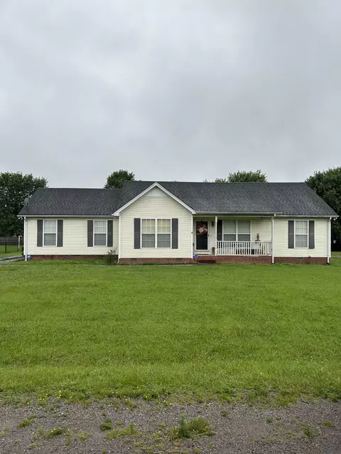3746 Southridge Blvd, Murfreesboro, TN 37128