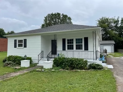103 Poplar St N, Cowan, TN 37318