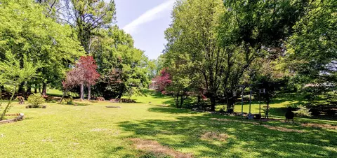 5120 Lana Renee Ct, Hermitage, TN 37076