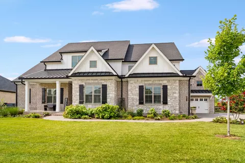 5817 Wagonvale Dr, Arrington, TN 37014