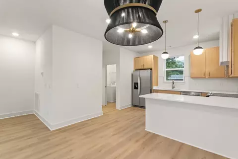100 Fitzgerald Dr, Nashville, TN 37214
