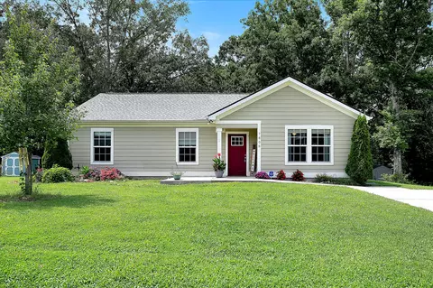 7808 Willow Crest Dr, Fairview, TN 37062