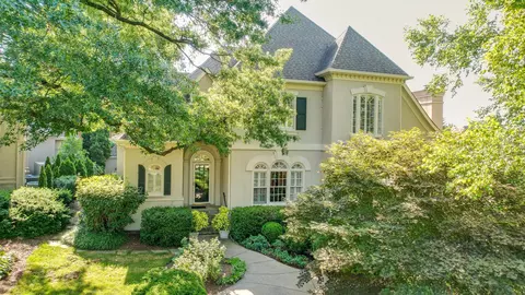107 Savoy Cir, Nashville, TN 37205